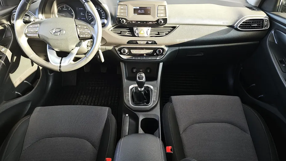 HYUNDAI i30 i30 1.6 D Classic +