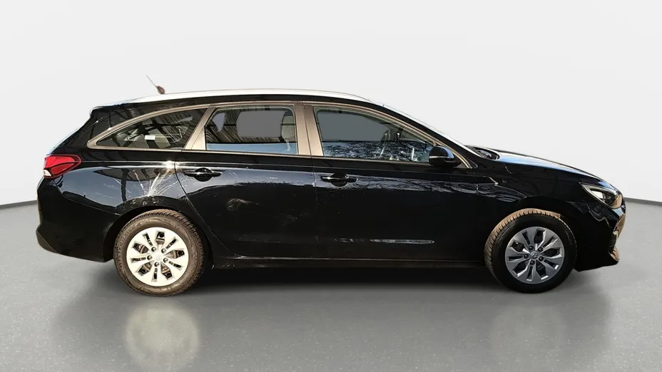 HYUNDAI i30 i30 1.6 D Classic +