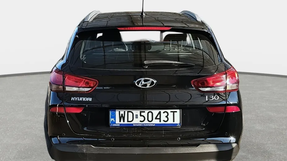 HYUNDAI i30 i30 1.6 D Classic +
