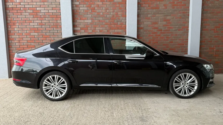 SKODA Superb Superb 2.0 TDI SCR L&K DSG