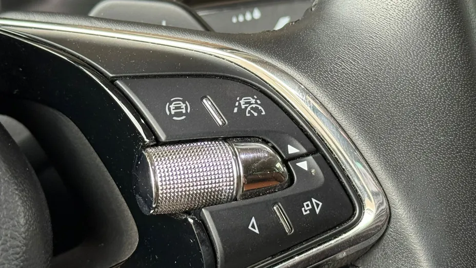 SKODA Superb Superb 2.0 TDI SCR L&K DSG