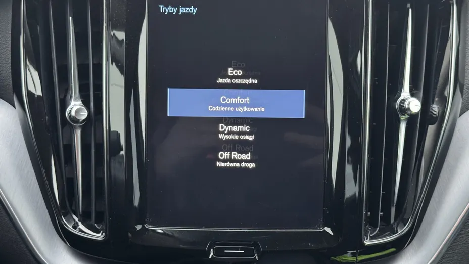 VOLVO XC60 XC60 B4 D AWD Momentum Pro aut