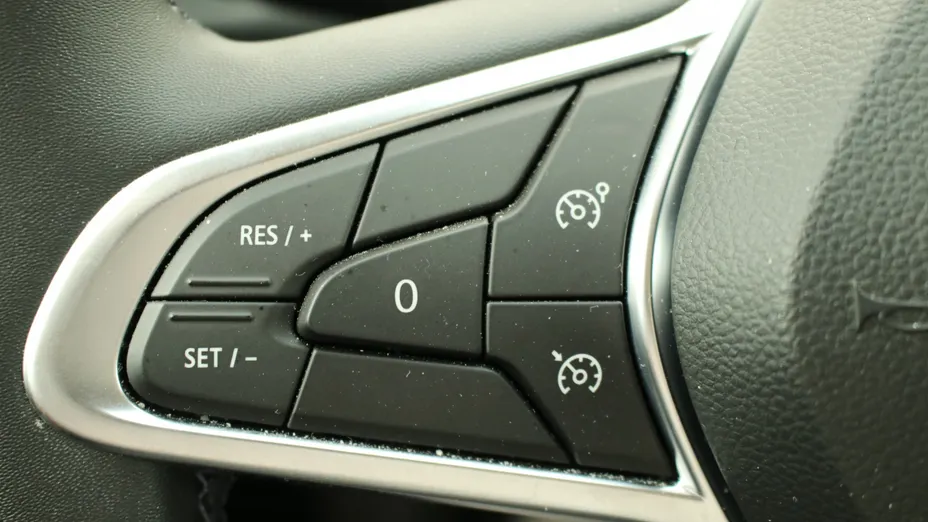 RENAULT Clio Clio 1.0 TCe Equilibre