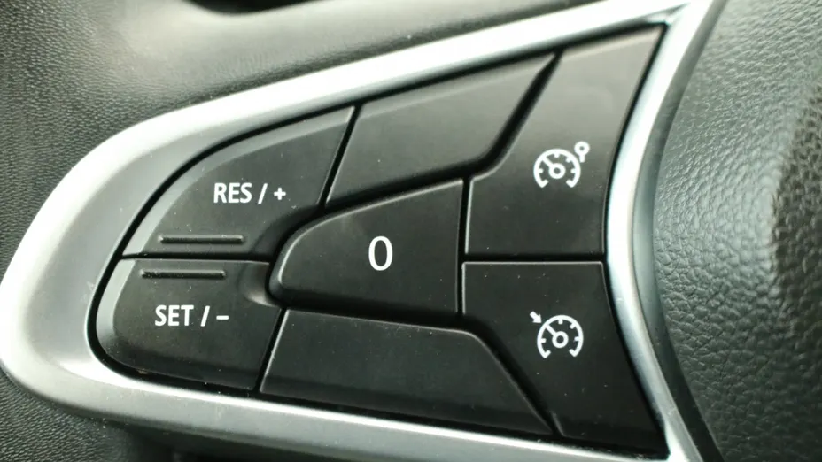 RENAULT Clio Clio 1.0 TCe Equilibre