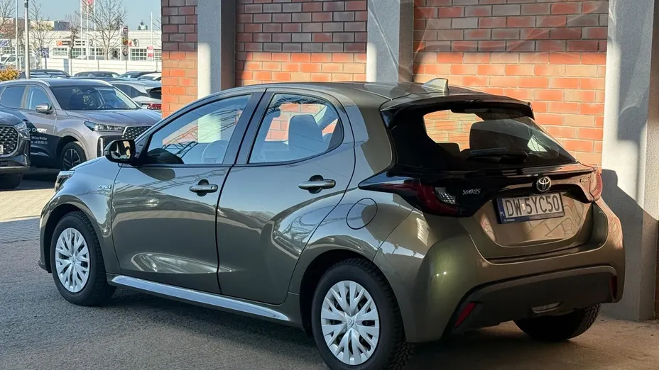 TOYOTA Yaris Yaris Hybrid 1.5 Comfort