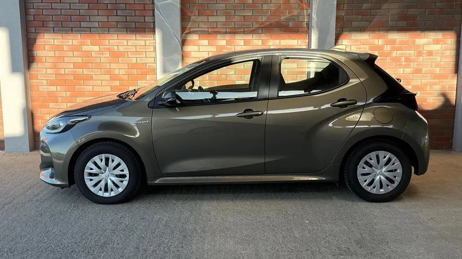 TOYOTA Yaris Yaris Hybrid 1.5 Comfort