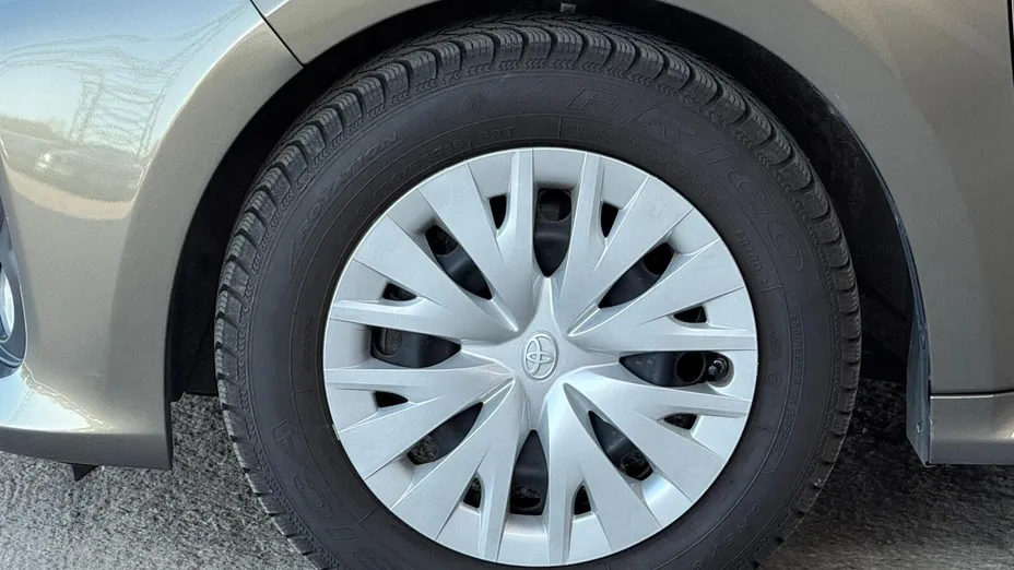 TOYOTA Yaris Yaris Hybrid 1.5 Comfort