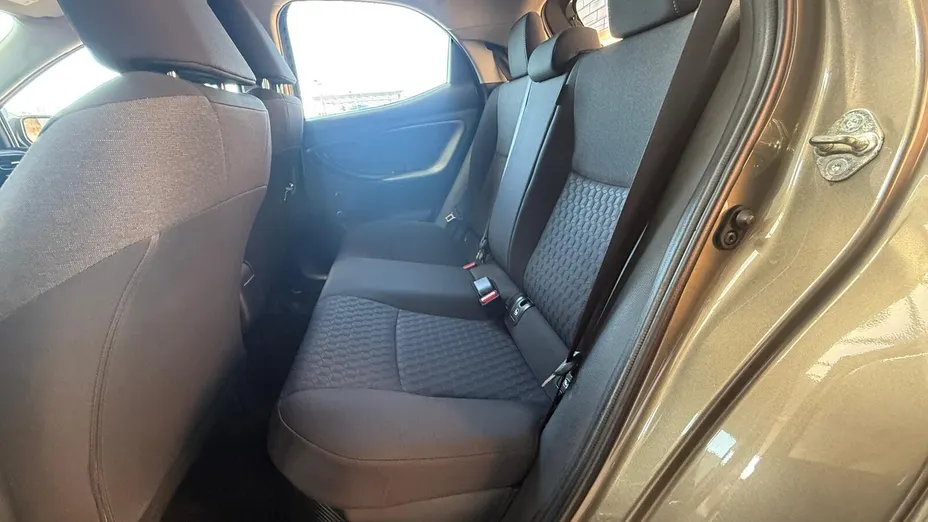 TOYOTA Yaris Yaris Hybrid 1.5 Comfort