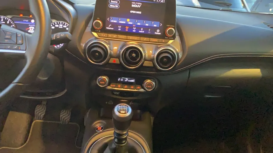 NISSAN Juke -