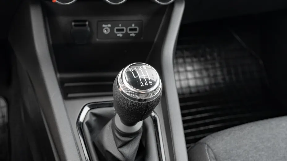 RENAULT Clio Clio 1.0 TCe Equilibre