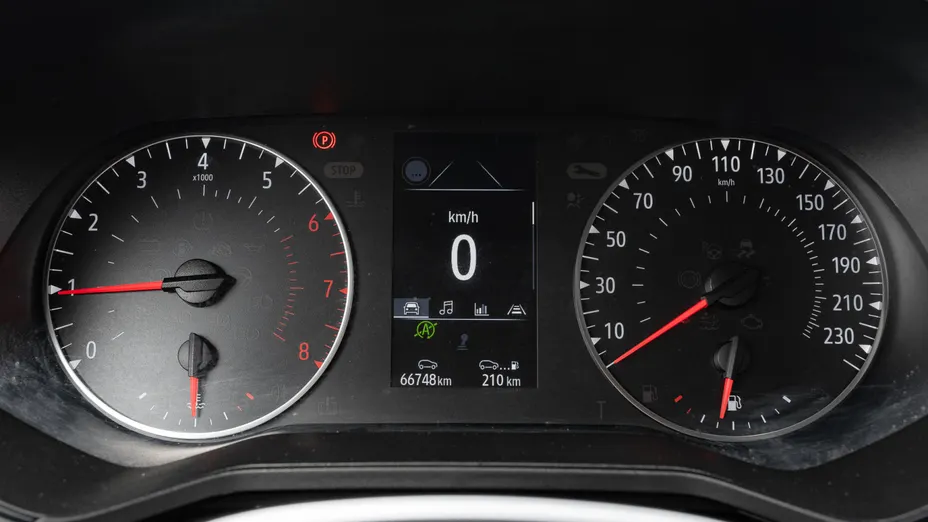 RENAULT Clio Clio 1.0 TCe Equilibre