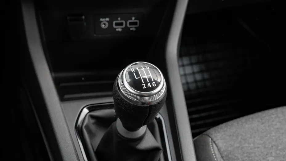 RENAULT Clio Clio 1.0 TCe Equilibre