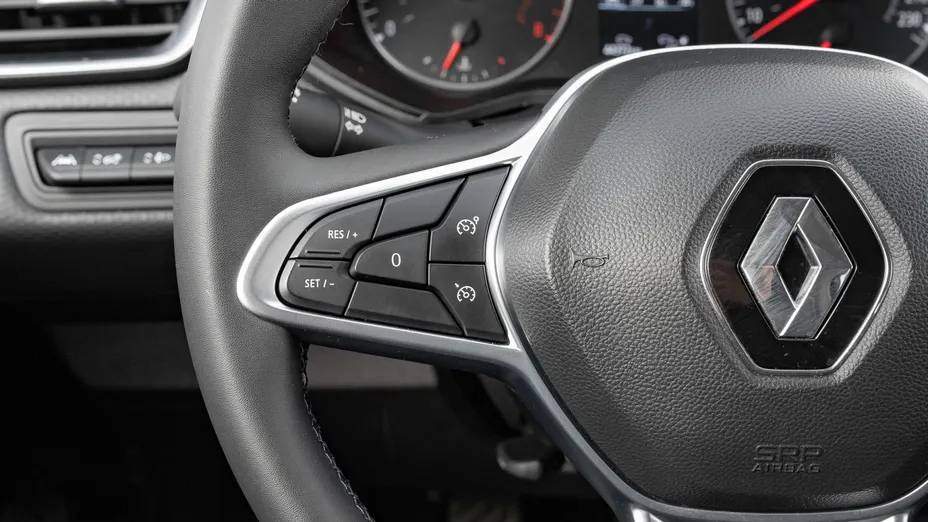 RENAULT Clio Clio 1.0 TCe Equilibre