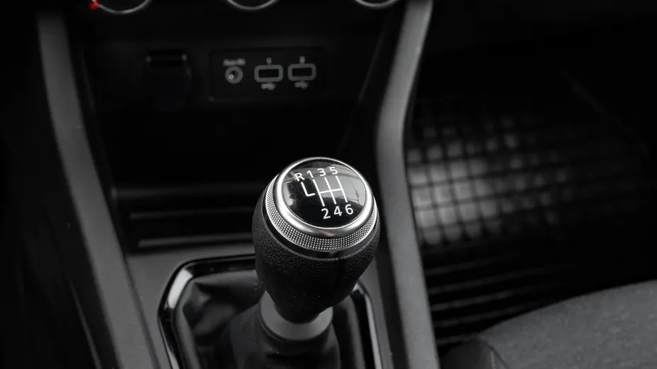 RENAULT Clio Clio 1.0 TCe Equilibre