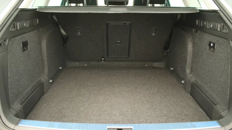 SKODA Superb Superb 2.0 TDI SCR Style DSG