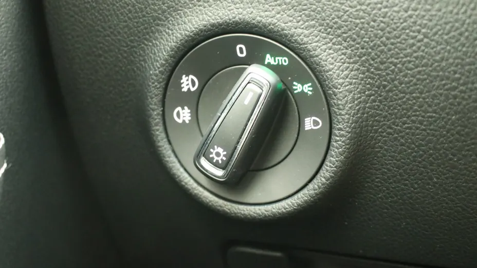 SKODA Superb Superb 2.0 TDI SCR Style DSG