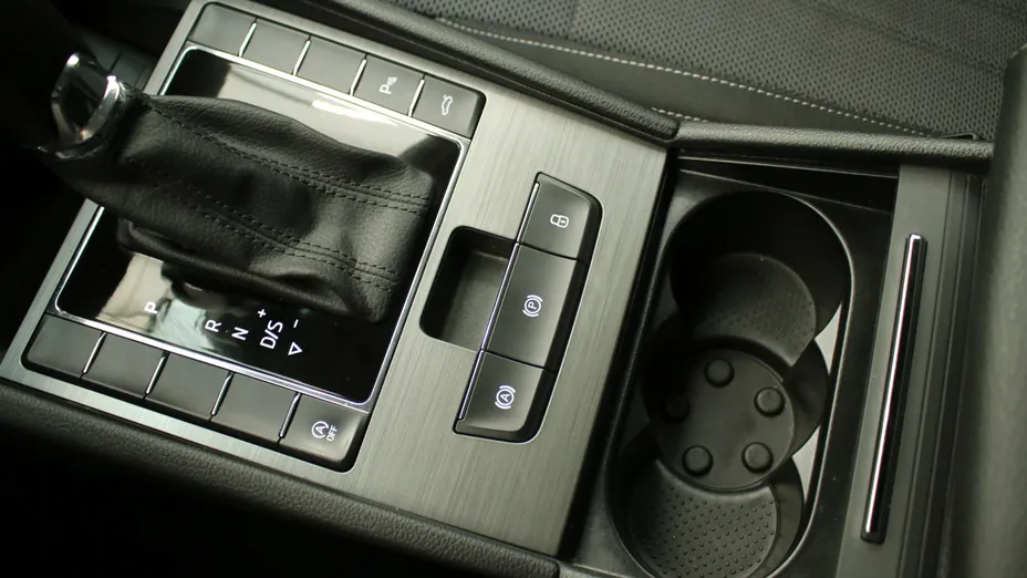 SKODA Superb Superb 2.0 TDI SCR Style DSG