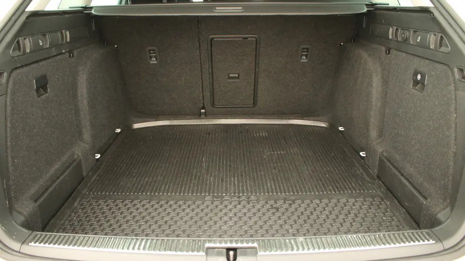 SKODA Superb Superb 2.0 TDI SCR 4x4 Style DSG