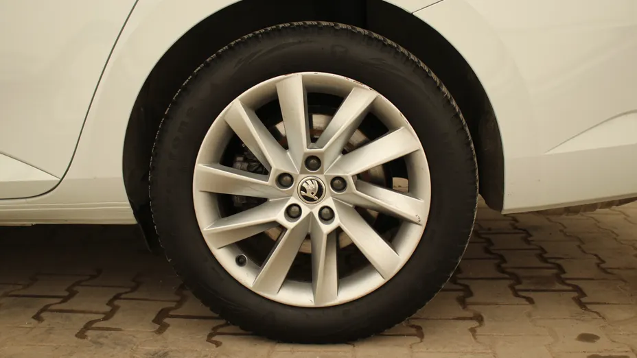 SKODA Superb Superb 2.0 TDI SCR 4x4 Style DSG