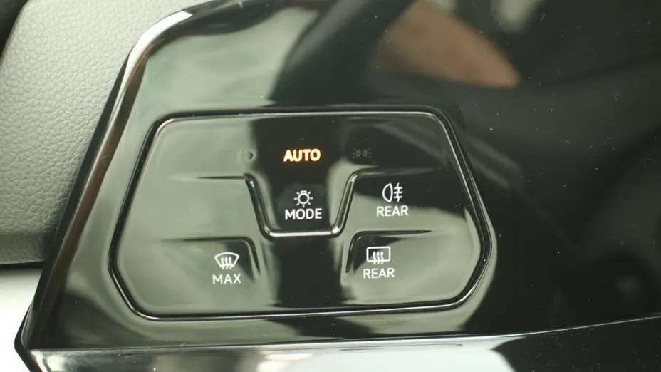 VOLKSWAGEN Golf Golf VIII 2.0 TDI Life