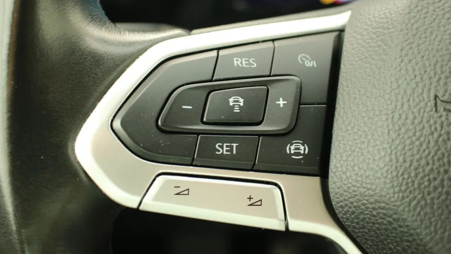 VOLKSWAGEN Golf Golf VIII 2.0 TDI Life