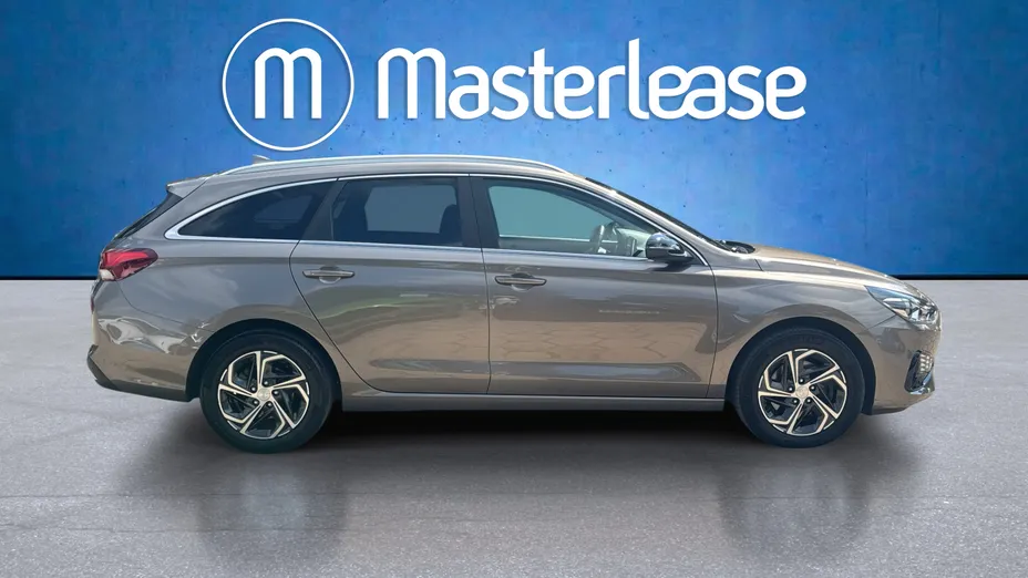 HYUNDAI i30 i30 1.5 DPI Smart