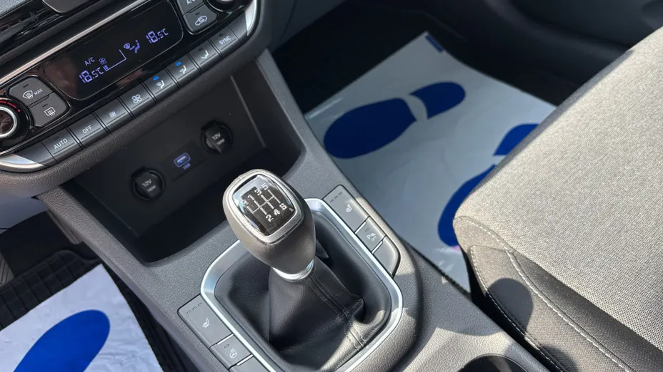 HYUNDAI i30 i30 1.5 DPI Smart