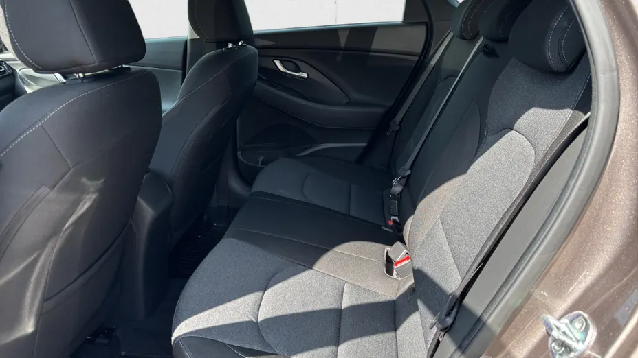 HYUNDAI i30 i30 1.5 DPI Smart