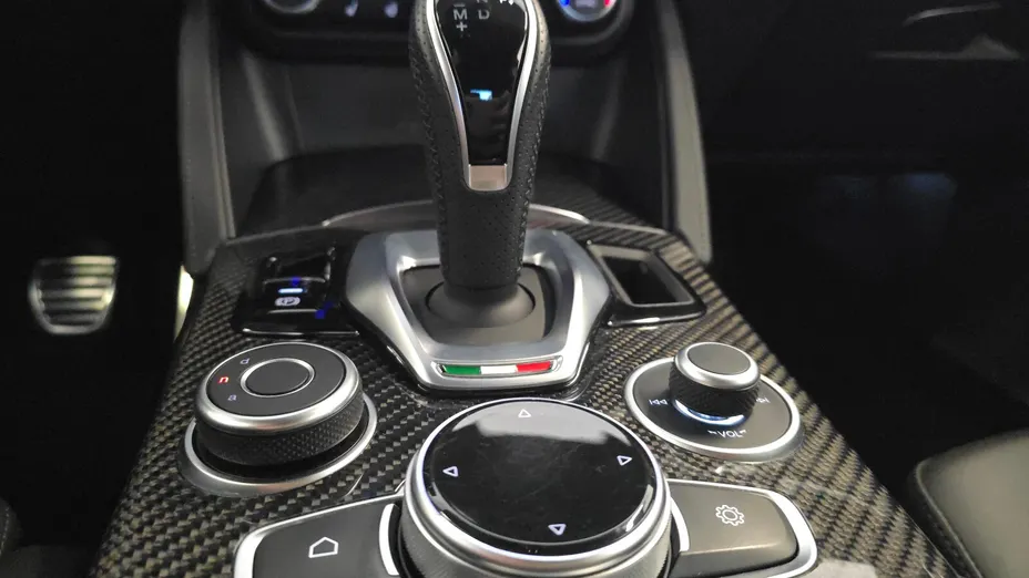 ALFA ROMEO Stelvio Stelvio 2.0 Turbo Veloce TI Q4 aut