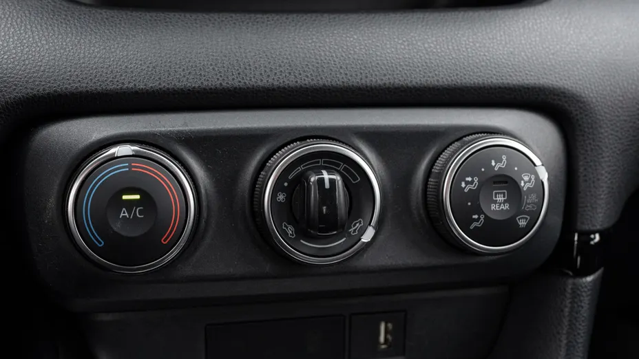 TOYOTA Yaris Yaris 1.5 Comfort