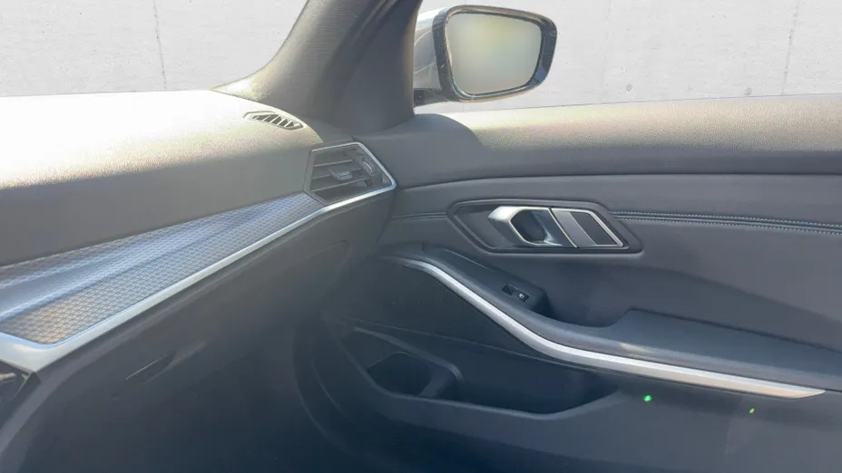 BMW Seria 3 318d mHEV M Sport aut