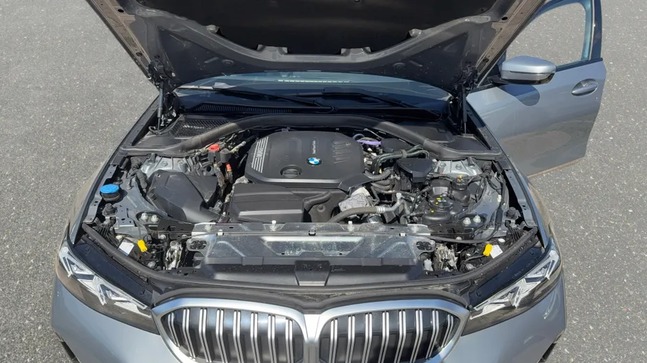 BMW Seria 3 318d mHEV M Sport aut