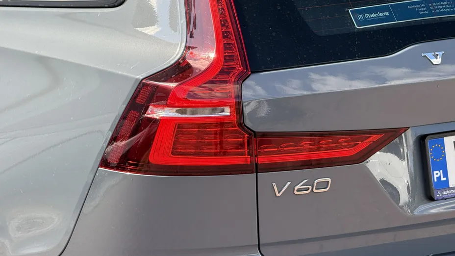 VOLVO V60 V60 B3 B Plus Dark aut
