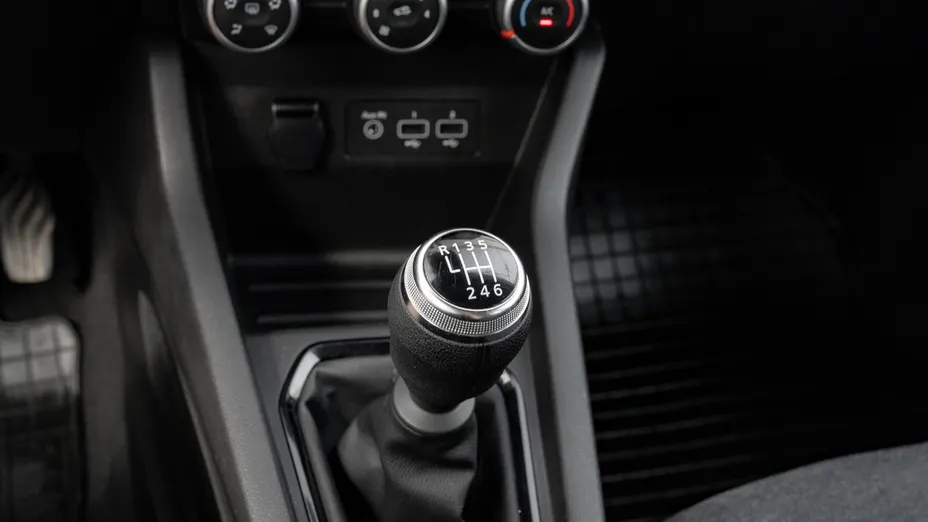 RENAULT Clio Clio 1.0 TCe Equilibre