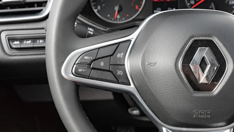 RENAULT Clio Clio 1.0 TCe Equilibre