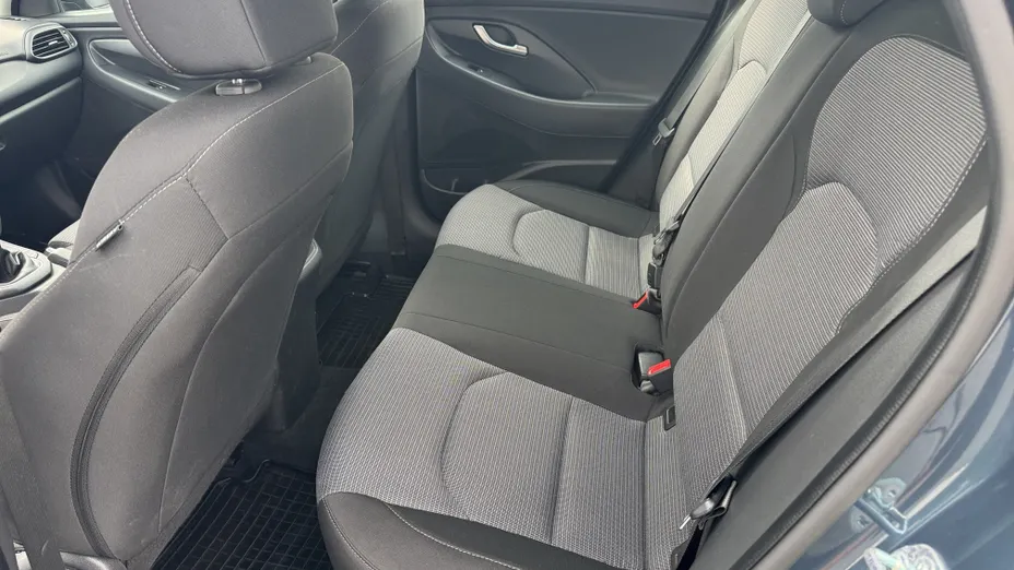 HYUNDAI i30 i30 1.0 T-GDI Modern