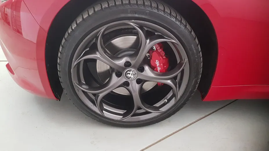 ALFA ROMEO Giulia Giulia 2.0 Turbo Veloce TI Q4 aut