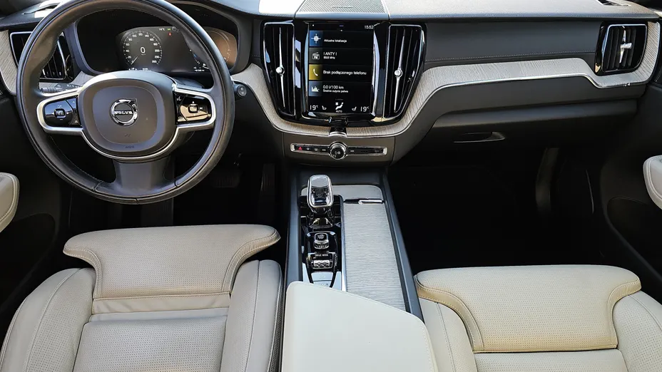 VOLVO XC60 XC60 T8 AWD Plug-In Hybrid Inscription Expression aut