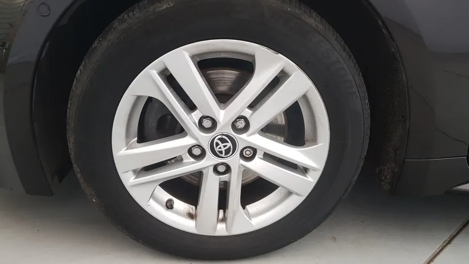 TOYOTA Corolla Corolla 2.0 Hybrid Comfort