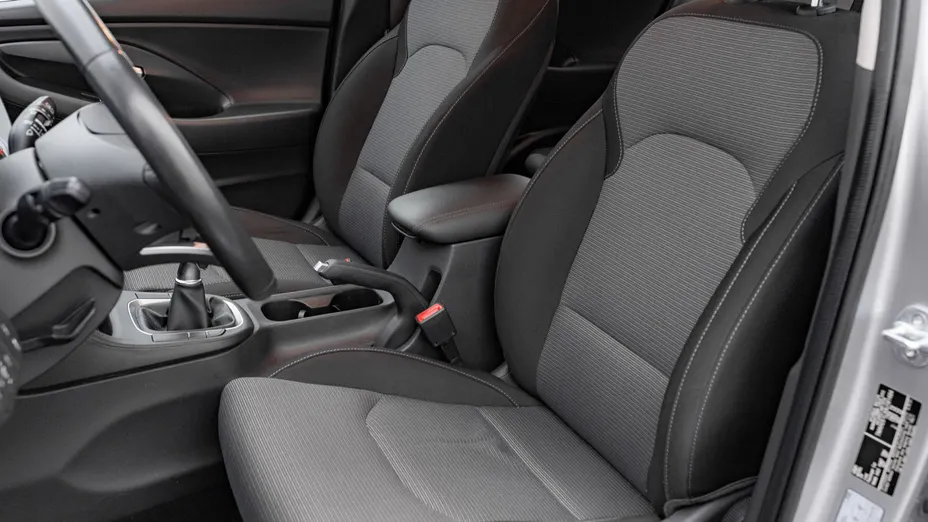 HYUNDAI i30 i30 1.5 DPI Classic +