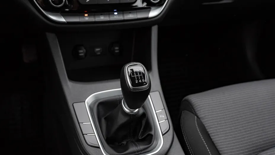 HYUNDAI i30 i30 1.5 DPI Classic +