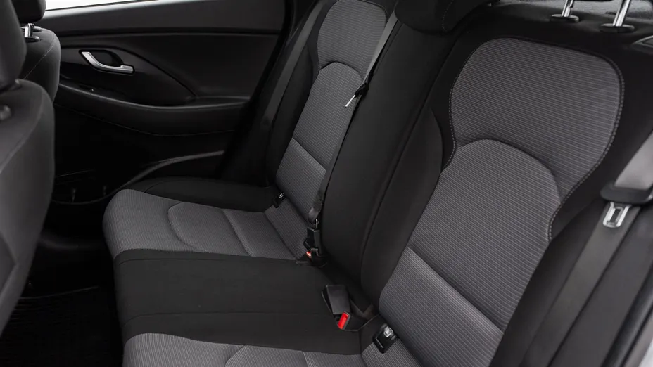 HYUNDAI i30 i30 1.5 DPI Classic +