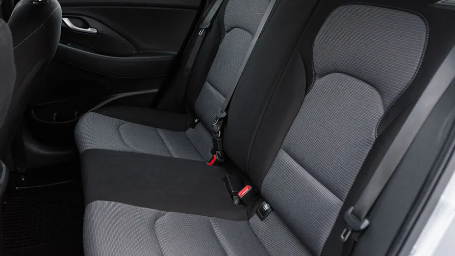 HYUNDAI i30 i30 1.5 DPI Classic +