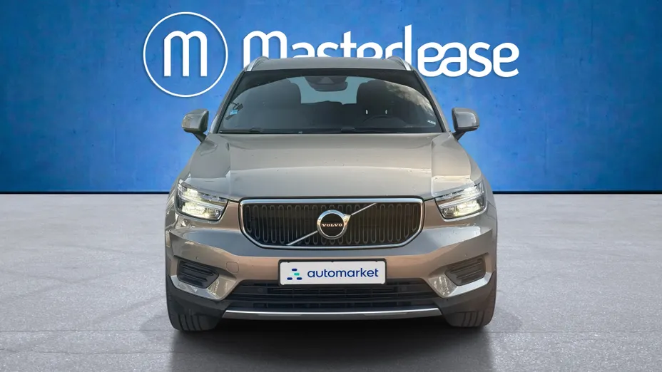 VOLVO XC40 XC40 T3 Momentum Pro aut