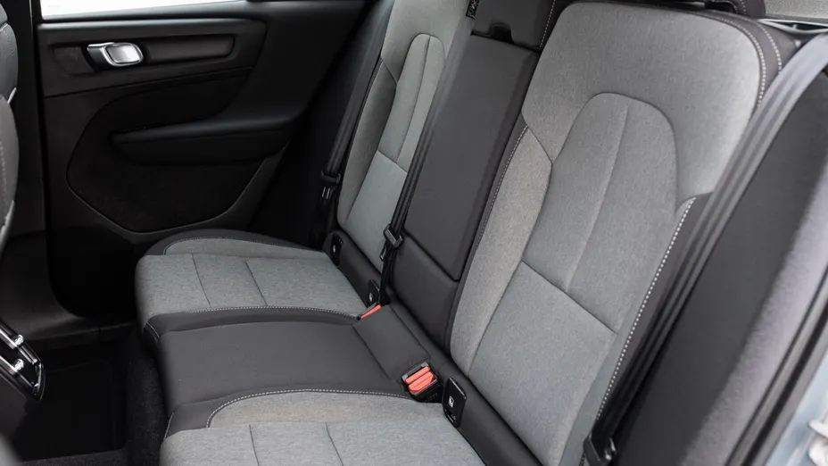 VOLVO XC40 XC40 T3 Momentum Pro aut