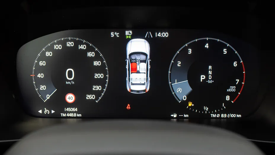 VOLVO XC40 XC40 T3 Momentum Pro aut