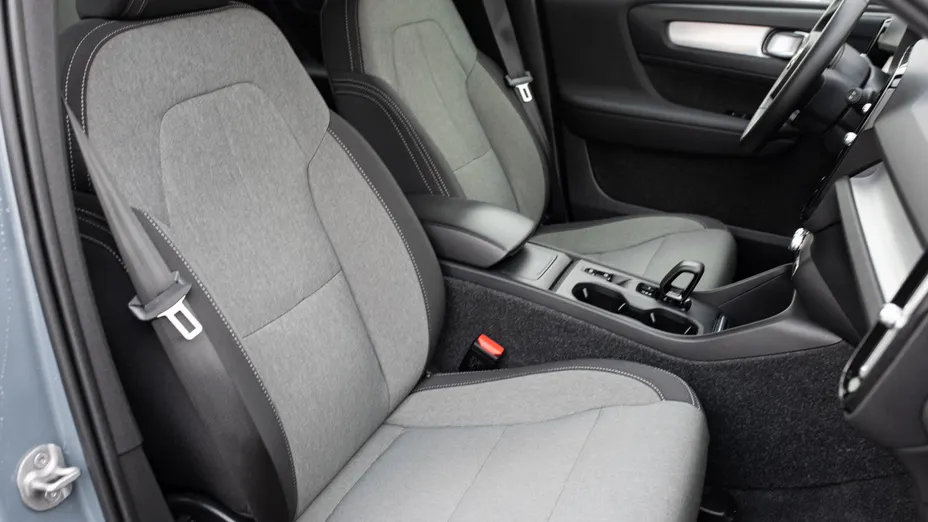 VOLVO XC40 XC40 T3 Momentum Pro aut