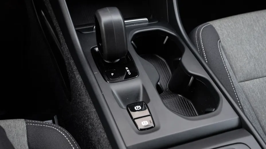 VOLVO XC40 XC40 T3 Momentum Pro aut