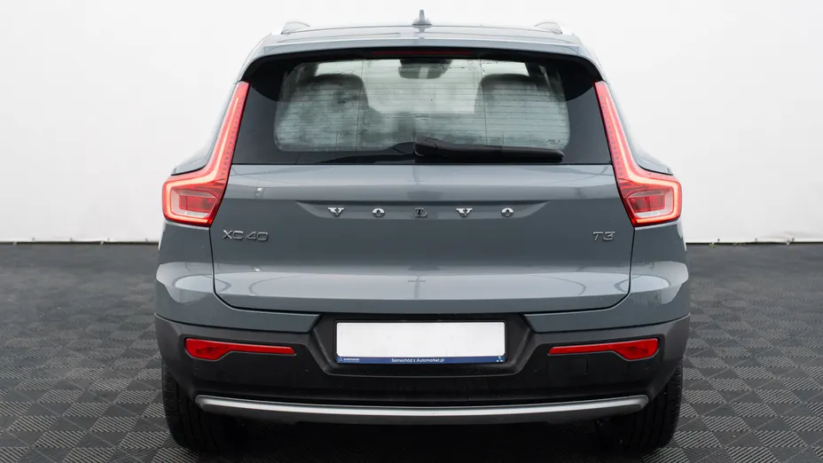 VOLVO XC40 XC40 T3 Momentum Pro aut