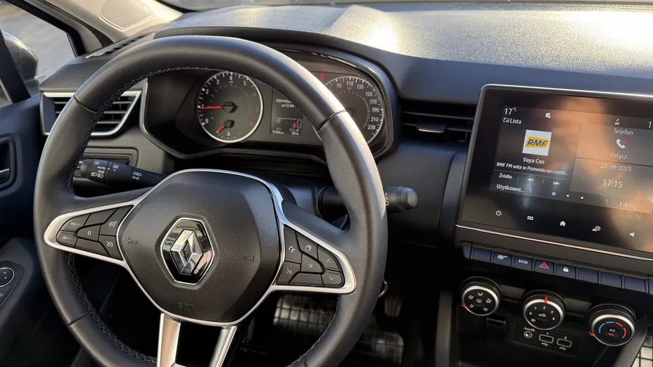 RENAULT Clio Clio 1.0 TCe Equilibre